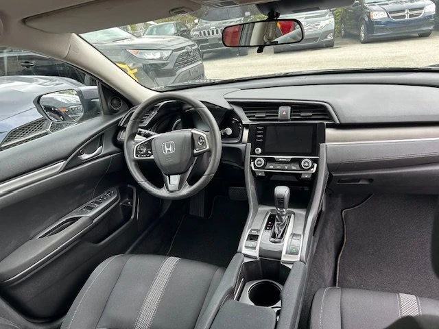 2019 Honda Civic 10th Gen - Image 7 of 12