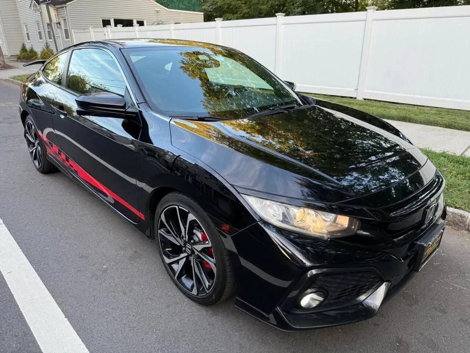 2019 Honda Civic 10th Gen - Image 11 of 20