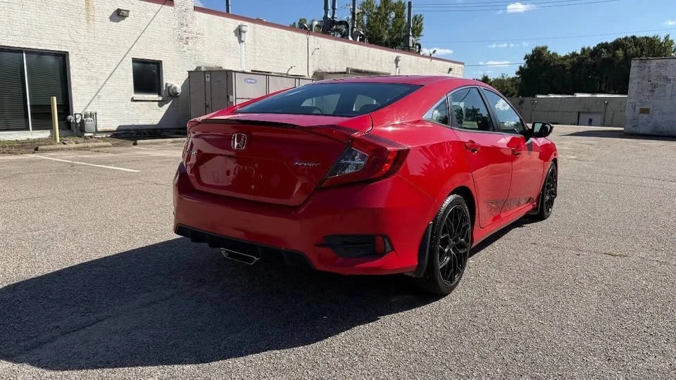 2019 Honda Civic 10th Gen - Image 6 of 14