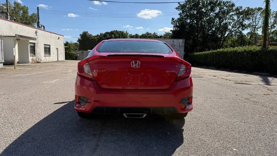 2019 Honda Civic 10th Gen - Image 7 of 14