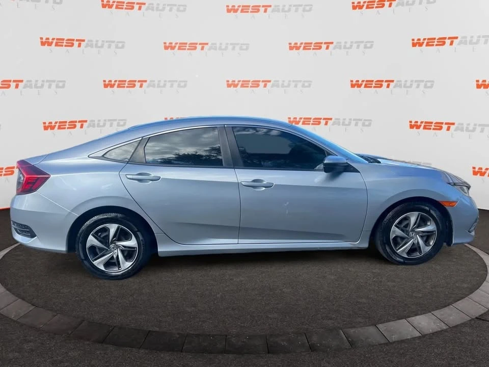 2019 Honda Civic 10th Gen - Image 6 of 20