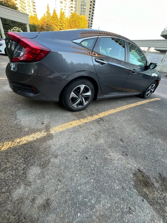2019 Honda Civic 10th Gen - Image 4 of 12