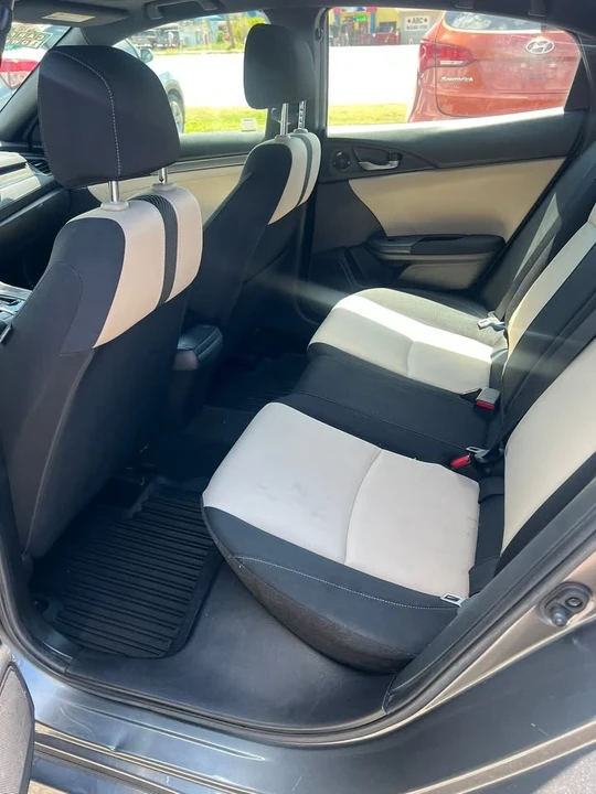 2019 Honda Civic 10th Gen - Image 8 of 11