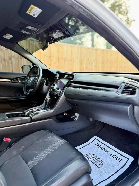 2019 Honda Civic 10th Gen - Image 3 of 9