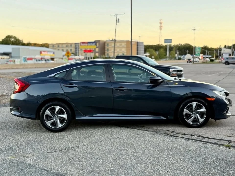 2019 Honda Civic 10th Gen - Image 5 of 20