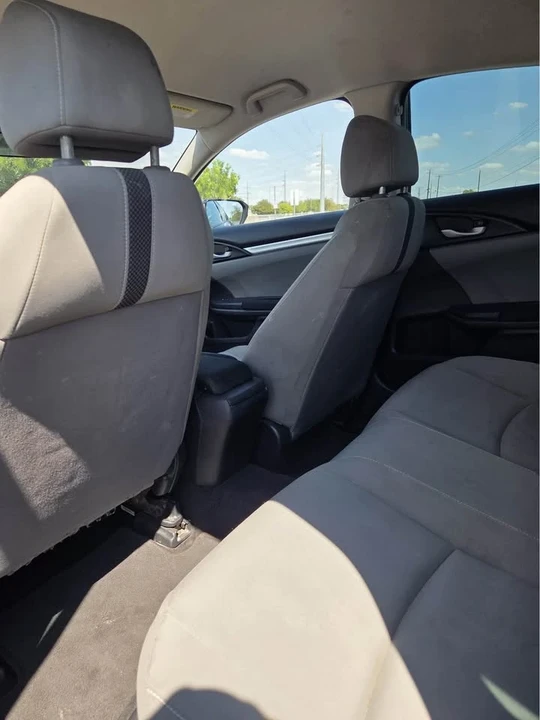 2019 Honda Civic 10th Gen - Image 7 of 8