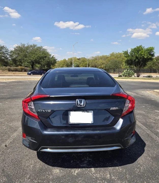 2019 Honda Civic 10th Gen - Image 6 of 8