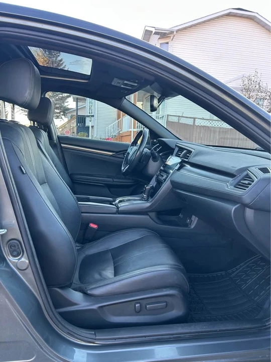 2019 Honda Civic 10th Gen - Image 8 of 20