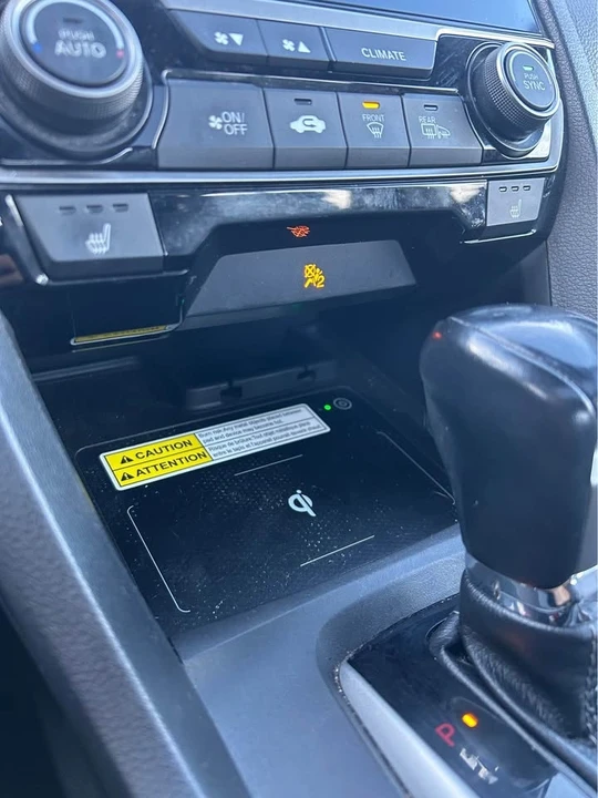 2019 Honda Civic 10th Gen - Image 9 of 20