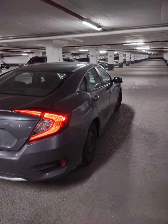 2019 Honda Civic 10th Gen - Image 9 of 10
