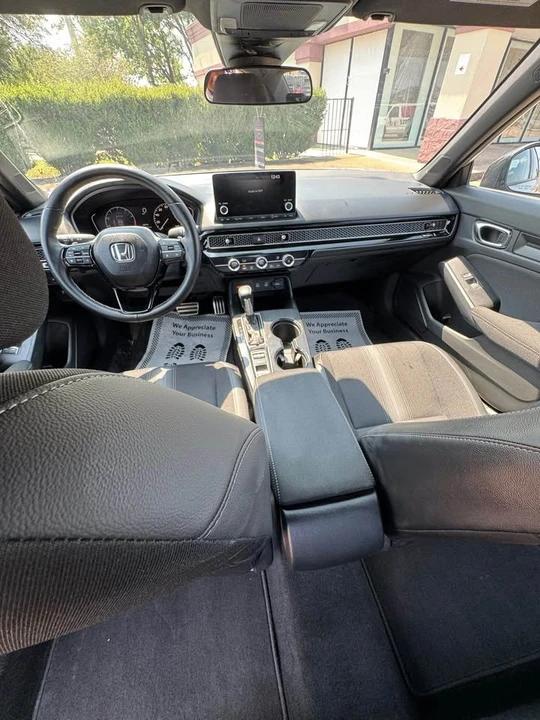 2019 Honda Civic 10th Gen - Image 2 of 7