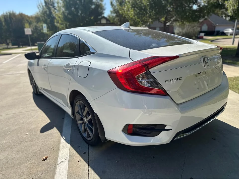 2019 Honda Civic 10th Gen - Image 3 of 5