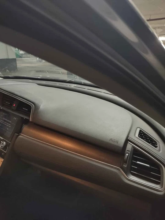 2019 Honda Civic 10th Gen - Image 7 of 10