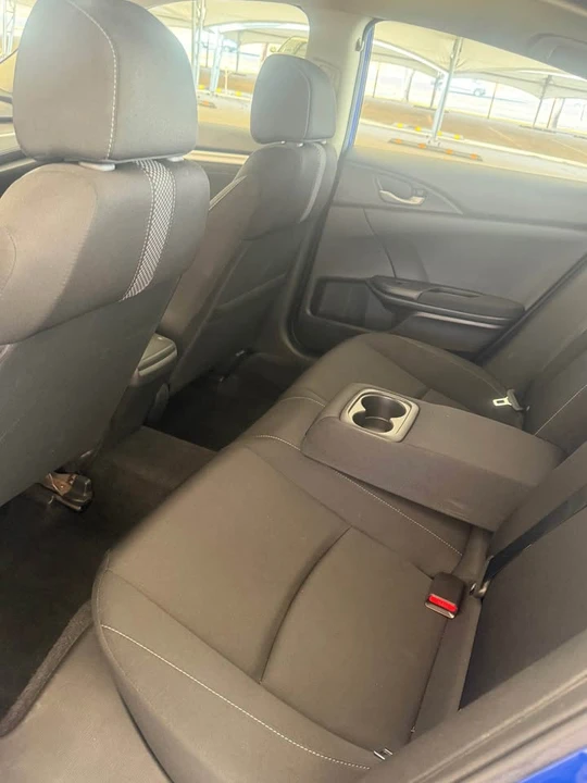 2019 Honda Civic 10th Gen - Image 10 of 10
