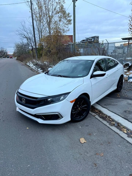 2019 Honda Civic 10th Gen - Image 2 of 14
