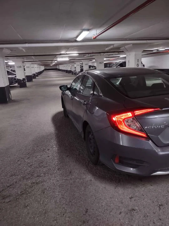 2019 Honda Civic 10th Gen - Image 8 of 10