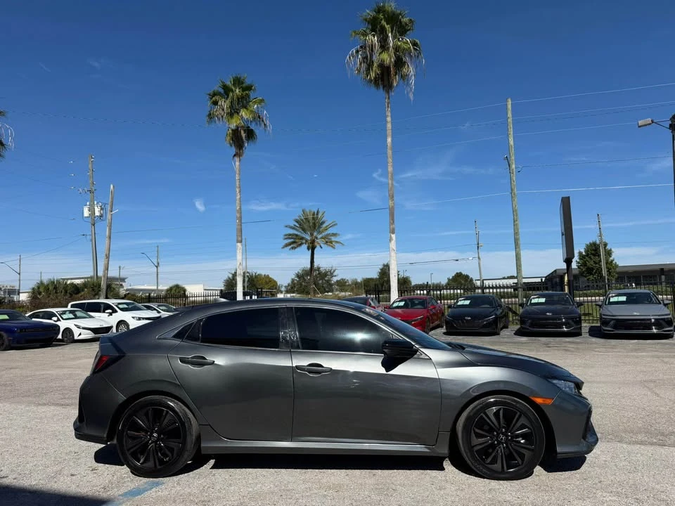 2019 Honda Civic 10th Gen - Image 2 of 8