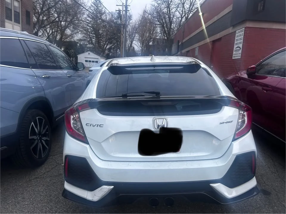 2019 Honda Civic 10th Gen - Image 6 of 8