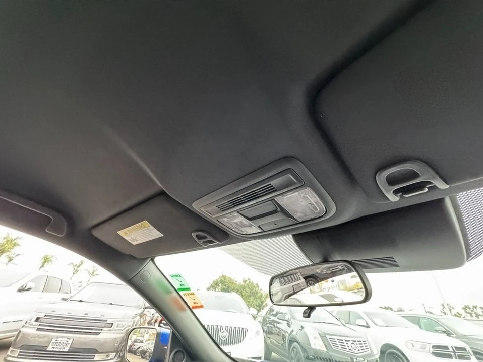 2019 Honda Civic 10th Gen - Image 11 of 20