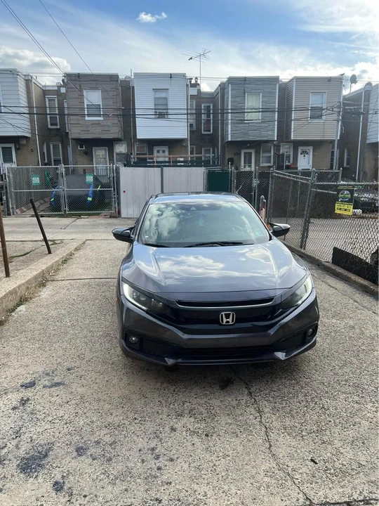 2019 Honda Civic 10th Gen - Image 4 of 10