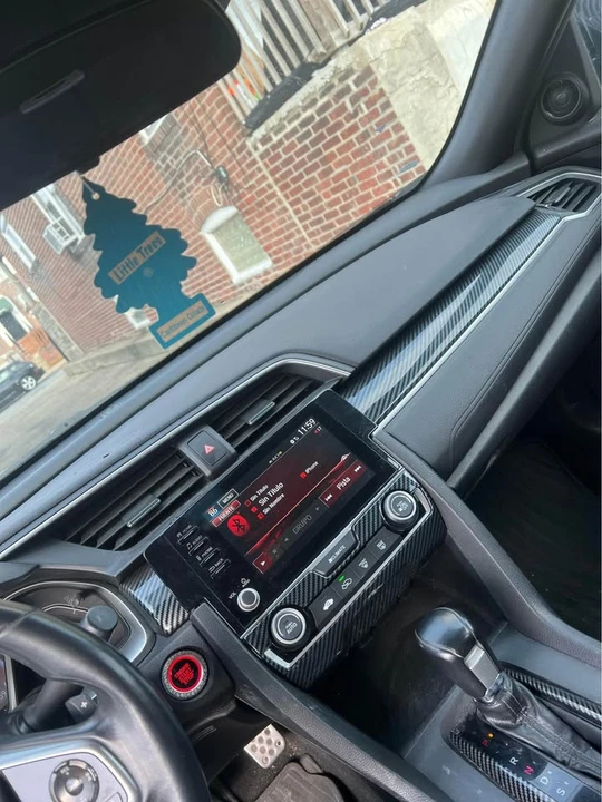 2019 Honda Civic 10th Gen - Image 2 of 10