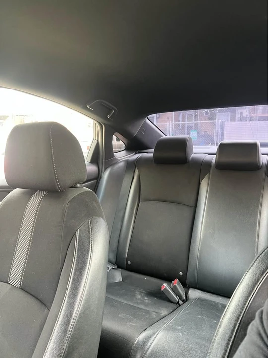 2019 Honda Civic 10th Gen - Image 8 of 10