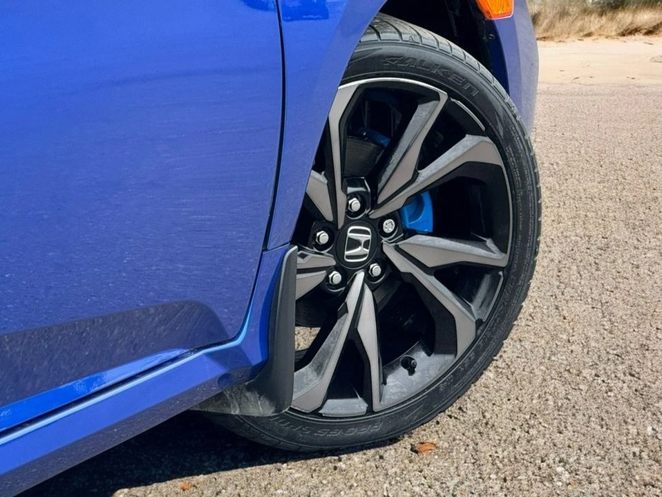 2019 Honda Civic 10th Gen - Image 7 of 20