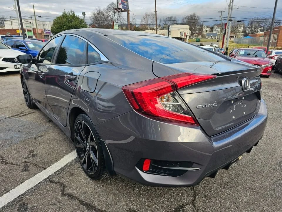 2019 Honda Civic 10th Gen - Image 6 of 19