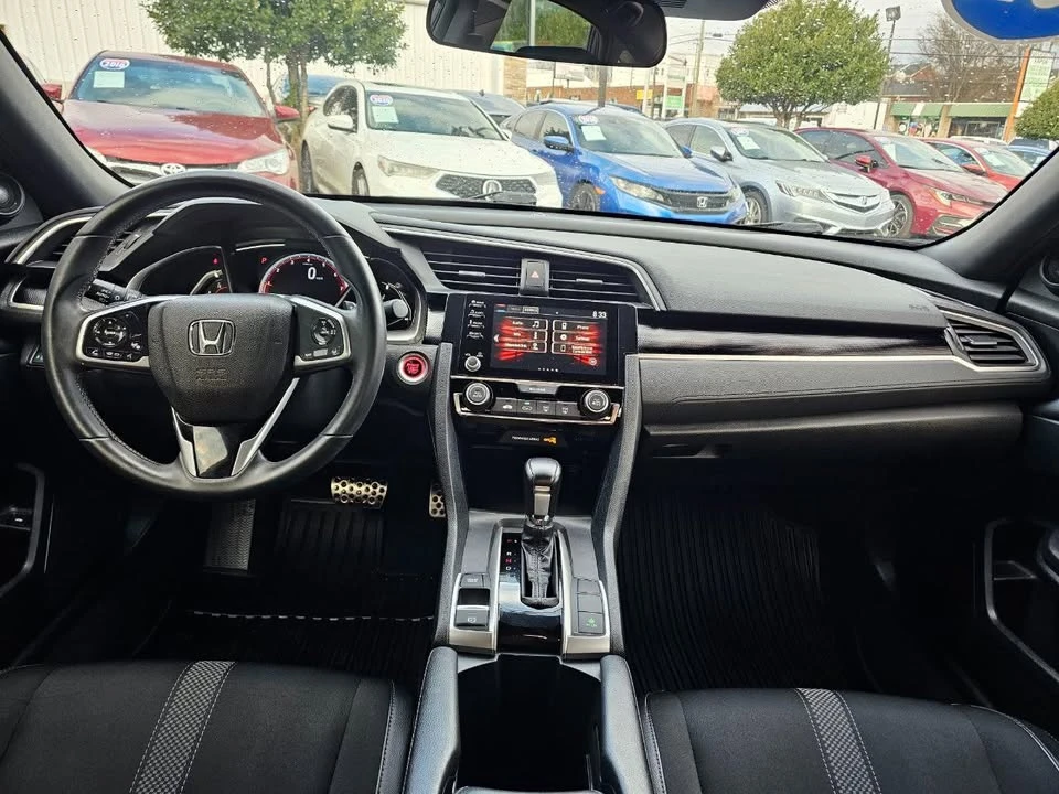 2019 Honda Civic 10th Gen - Image 18 of 19