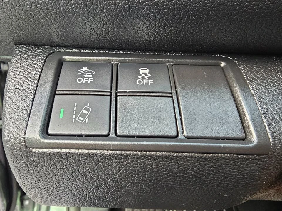 2019 Honda Civic 10th Gen - Image 14 of 19