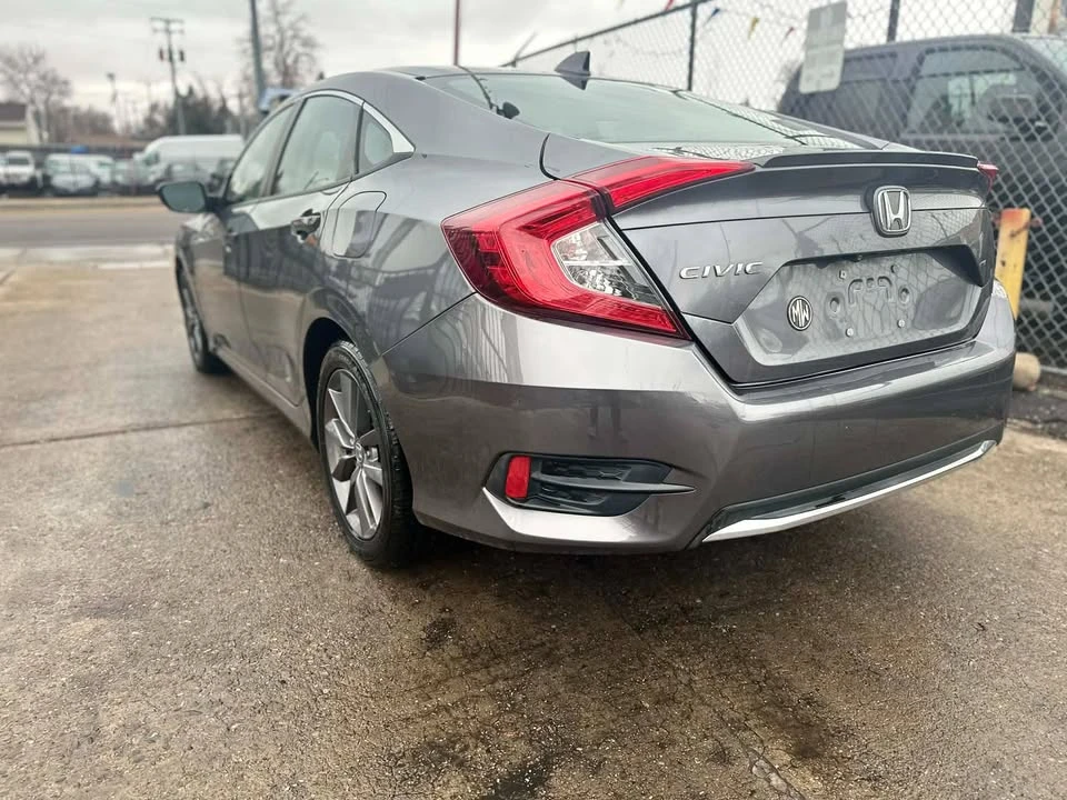 2019 Honda Civic 10th Gen - Image 5 of 10