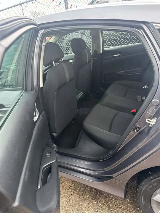 2019 Honda Civic 10th Gen - Image 7 of 10