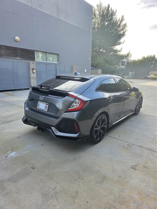 2019 Honda Civic 10th Gen - Image 3 of 16