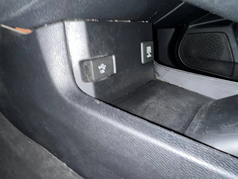 2019 Honda Civic 10th Gen - Image 11 of 20