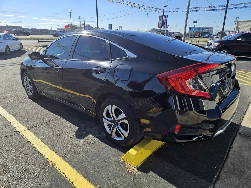 2019 Honda Civic 10th Gen - Image 3 of 6