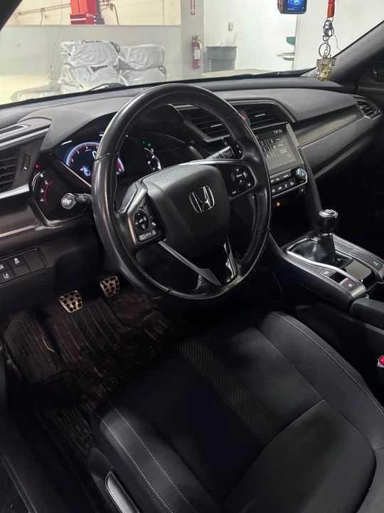 2019 Honda Civic 10th Gen - Image 4 of 11