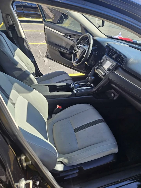 2019 Honda Civic 10th Gen - Image 5 of 6