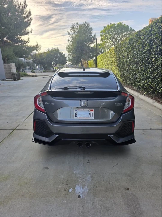 2019 Honda Civic 10th Gen - Image 6 of 16