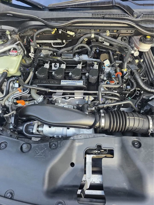 2019 Honda Civic 10th Gen - Image 15 of 16