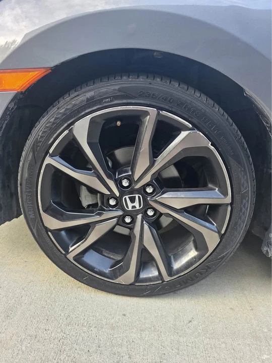 2019 Honda Civic 10th Gen - Image 16 of 16