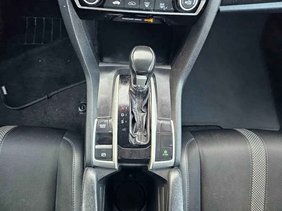 2019 Honda Civic 10th Gen - Image 17 of 20