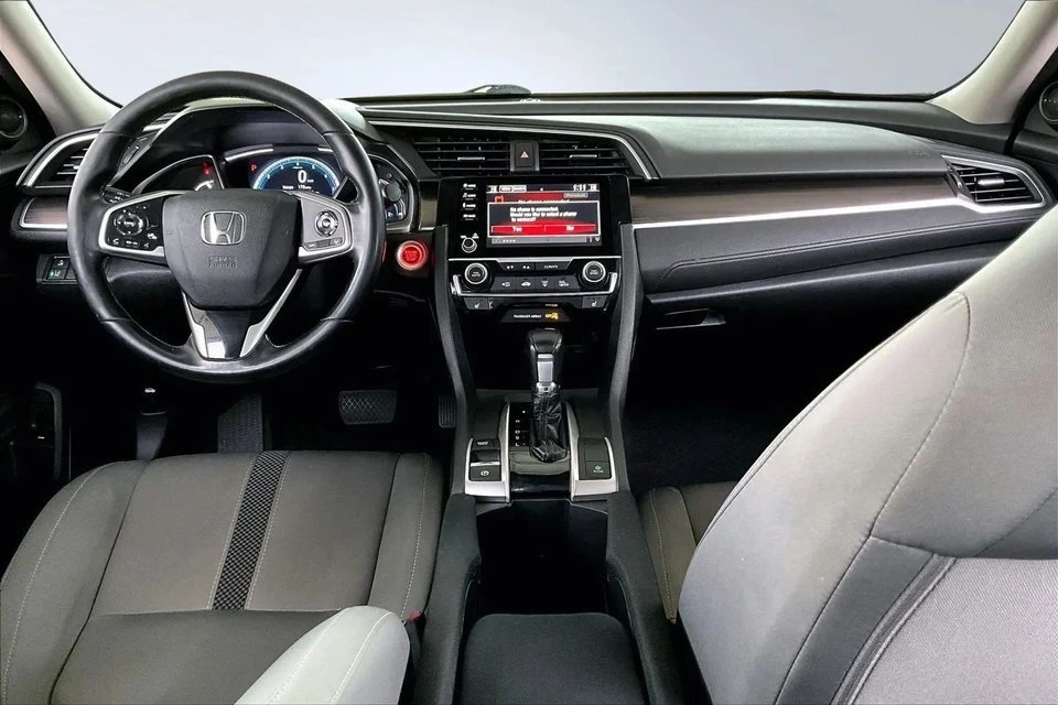 2019 Honda Civic 10th Gen - Image 8 of 21