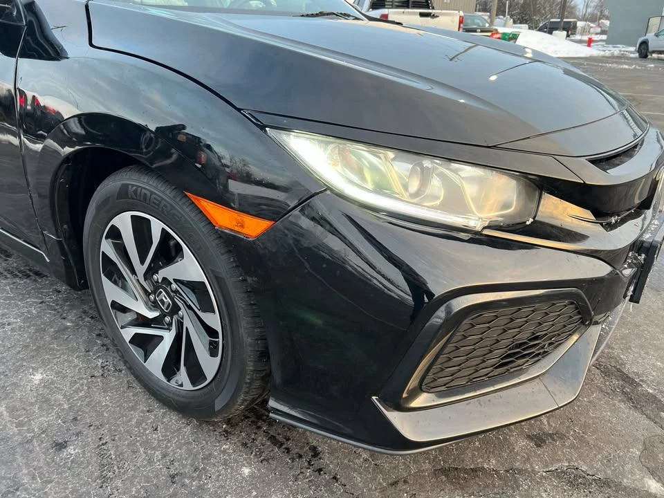 2019 Honda Civic 10th Gen - Image 16 of 20