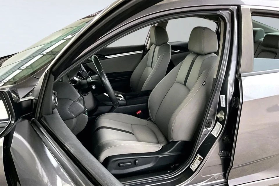 2019 Honda Civic 10th Gen - Image 19 of 21