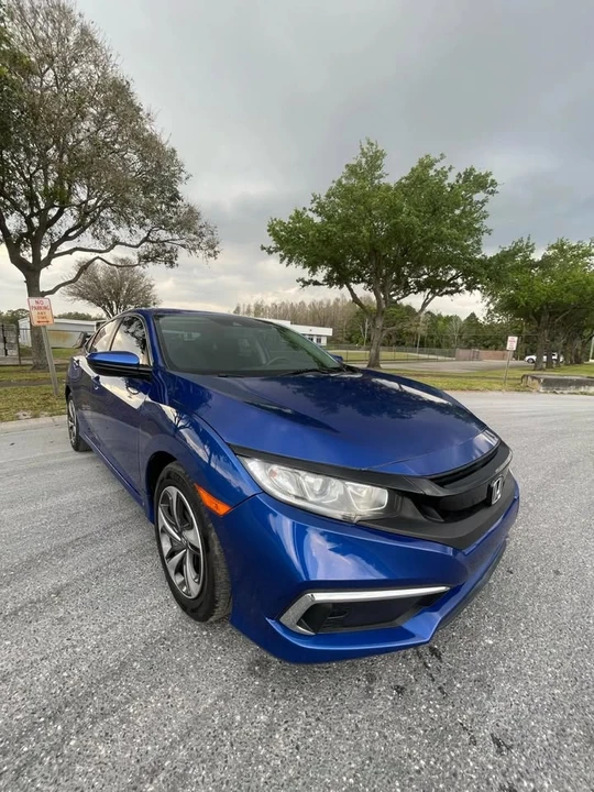 2019 Honda Civic 10th Gen - Image 2 of 10