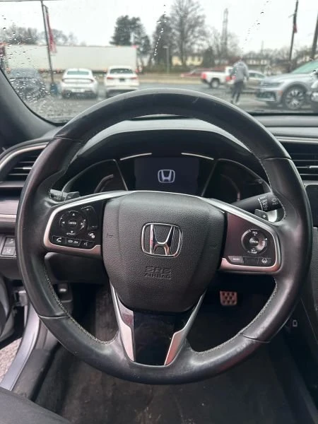 2019 Honda Civic 10th Gen - Image 16 of 17