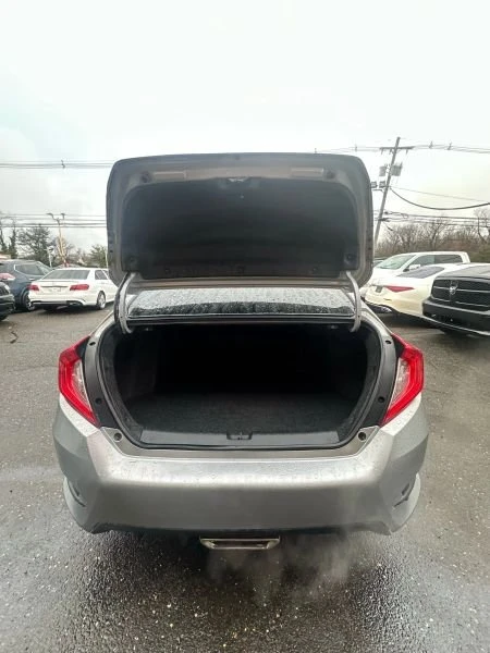 2019 Honda Civic 10th Gen - Image 17 of 17