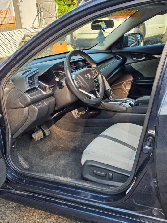 2019 Honda Civic 10th Gen - Image 4 of 6