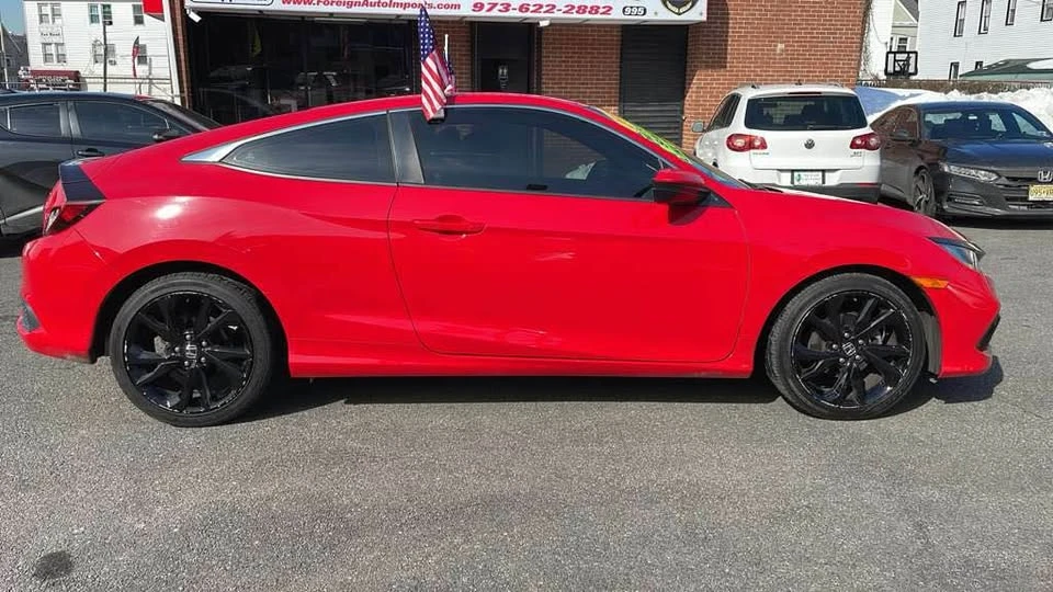 2019 Honda Civic 10th Gen - Image 5 of 8