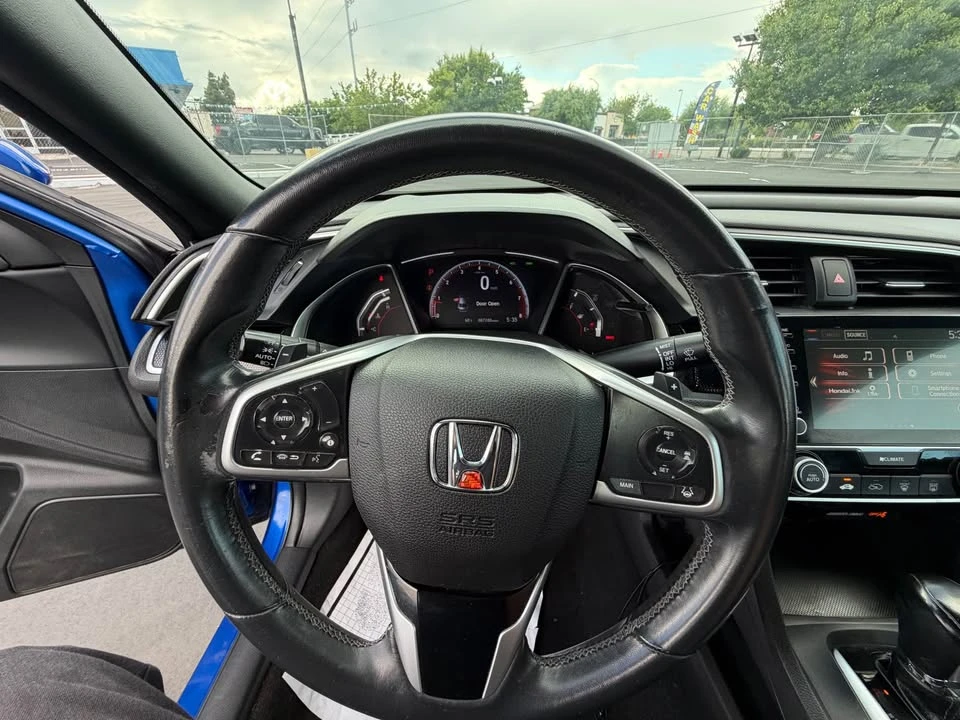 2019 Honda Civic 10th Gen - Image 8 of 12